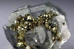 amazing-stones-minerals-24__700